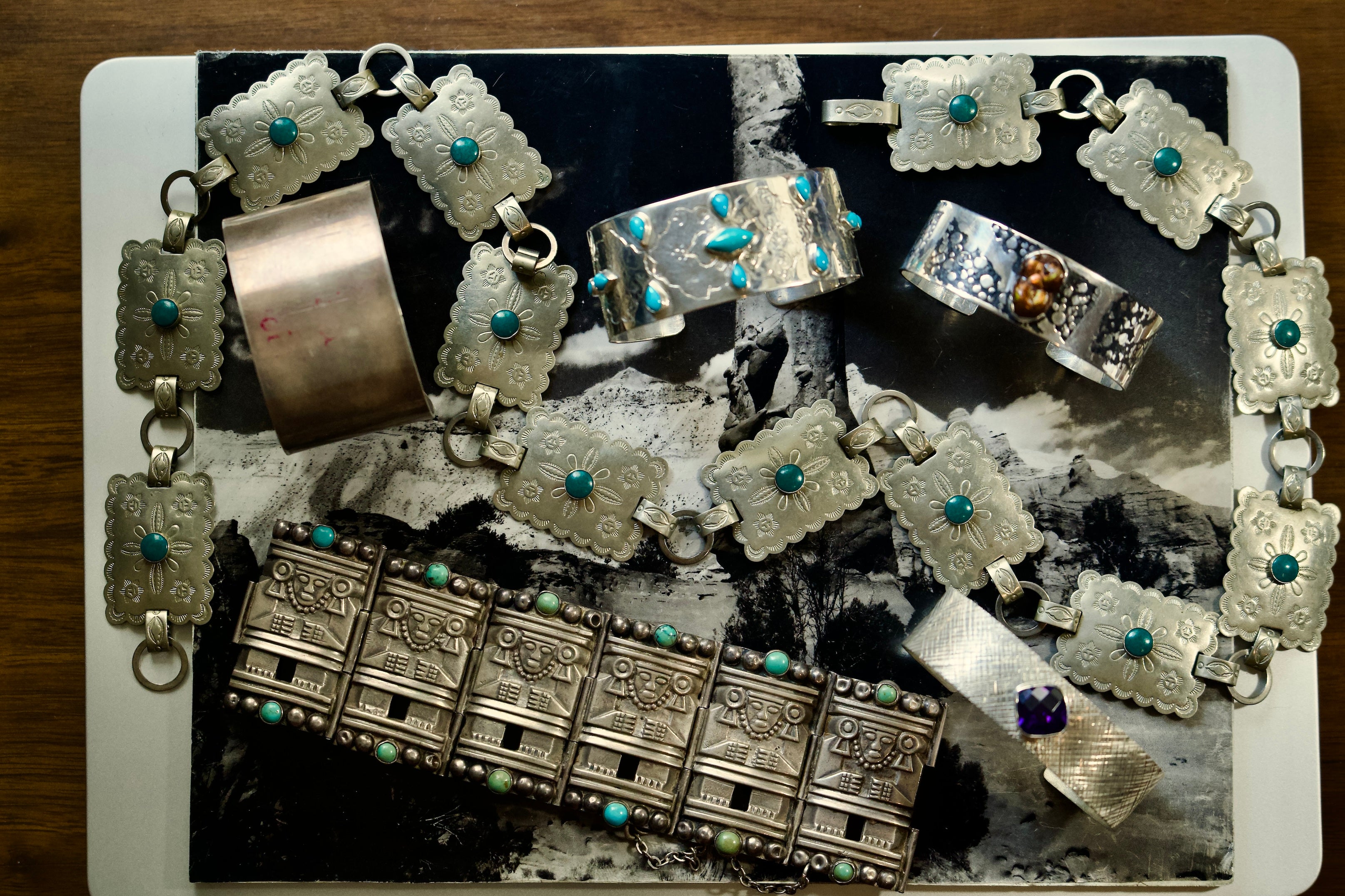 Silver Ring Exotic Large Amethyst Round Cabachon Cut