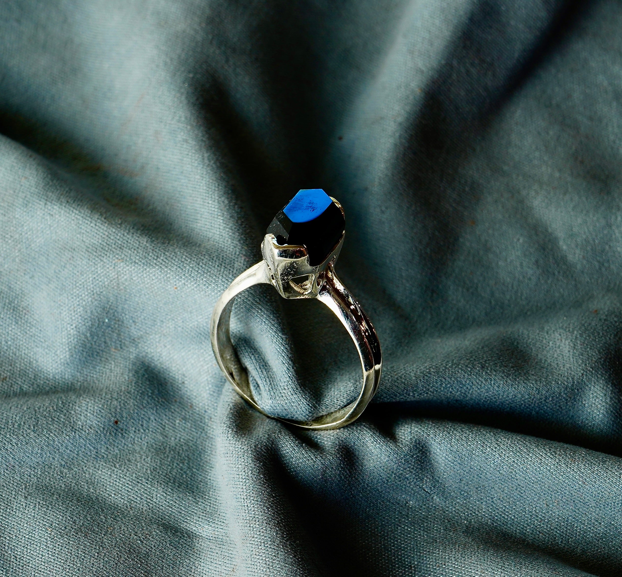 Hexagon long shape Onyx Silver Ring