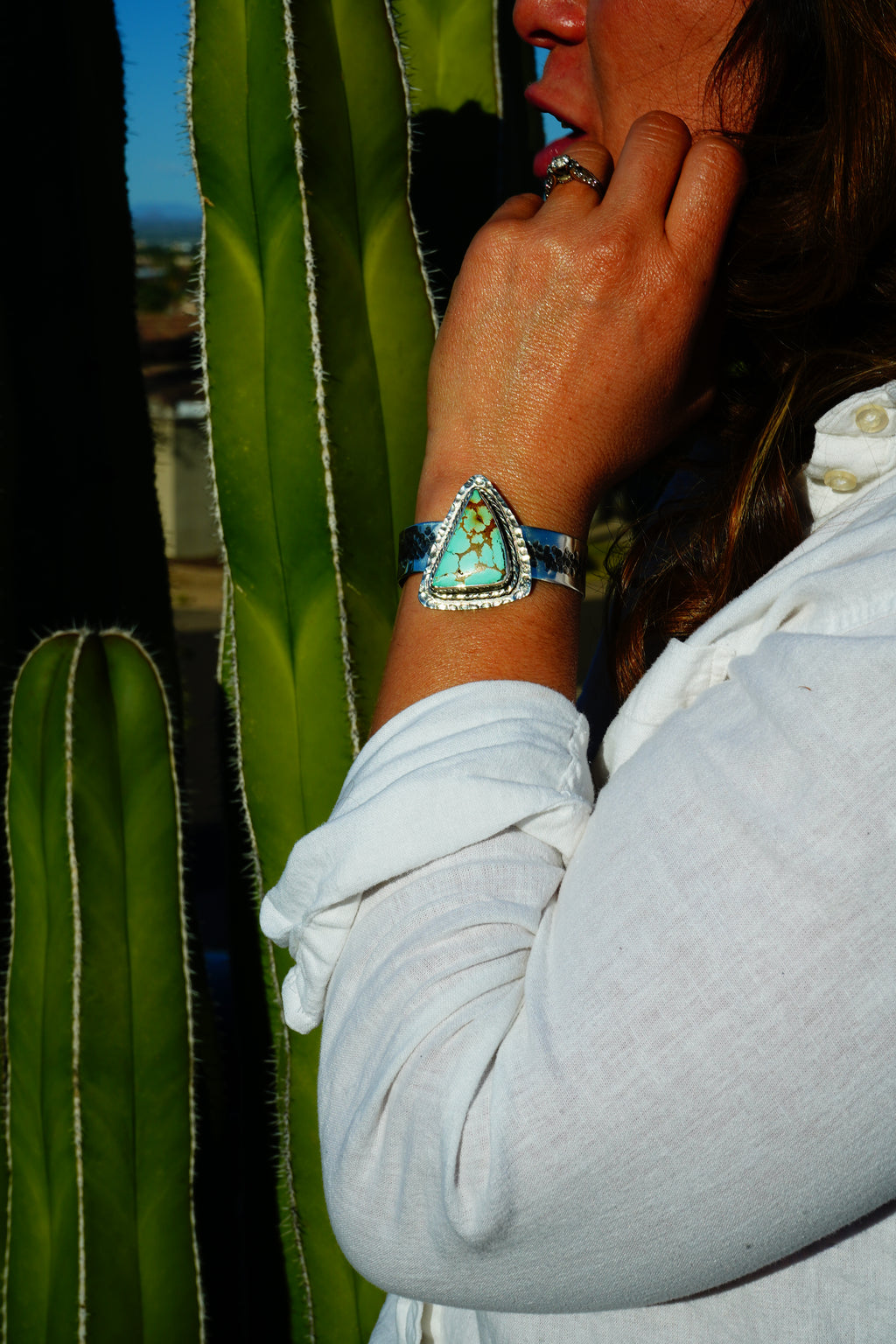 Southwest style Silver cuff bracelet with large Tourqoise