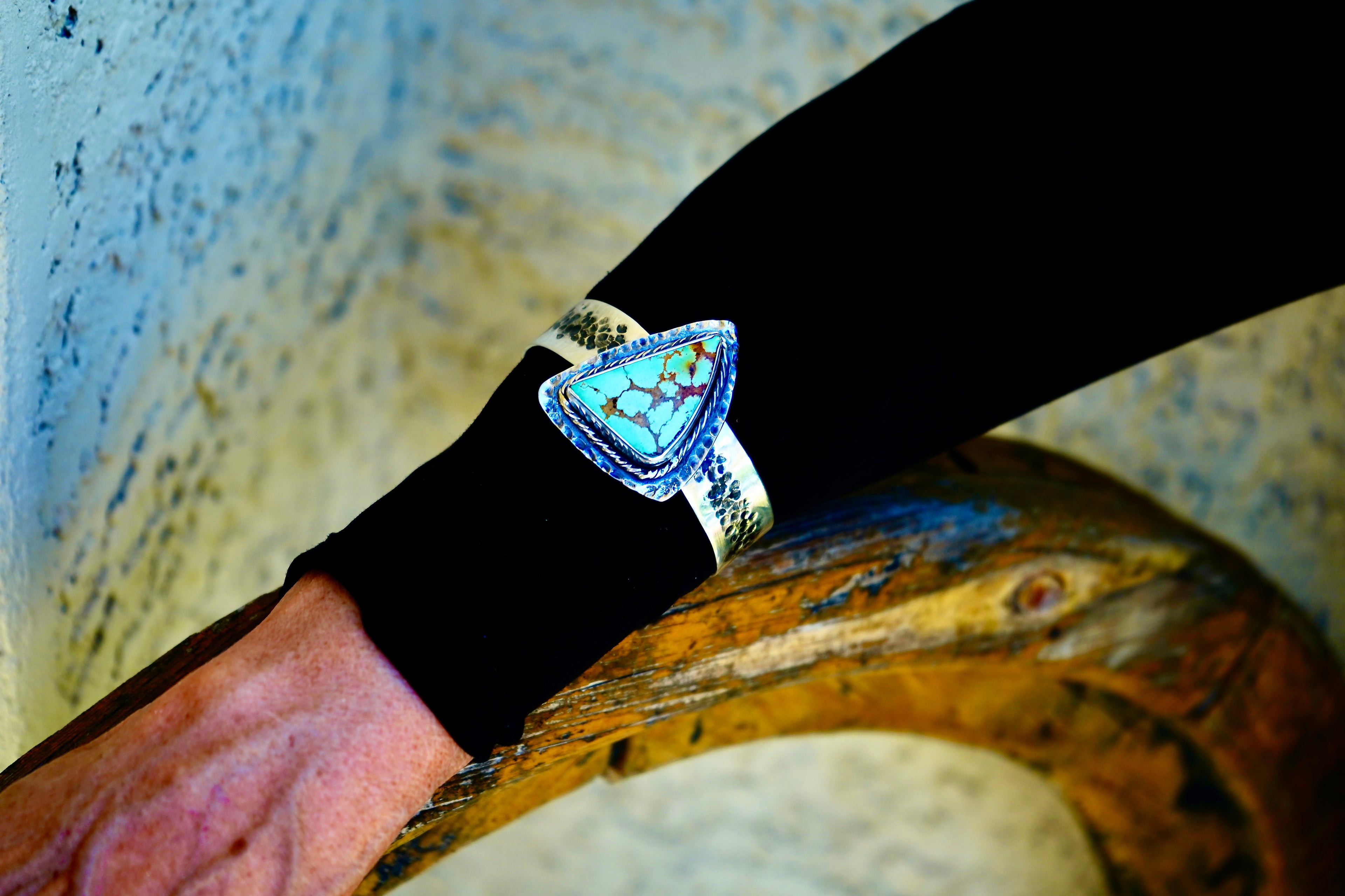 Southwest style Silver cuff bracelet with large Tourqoise